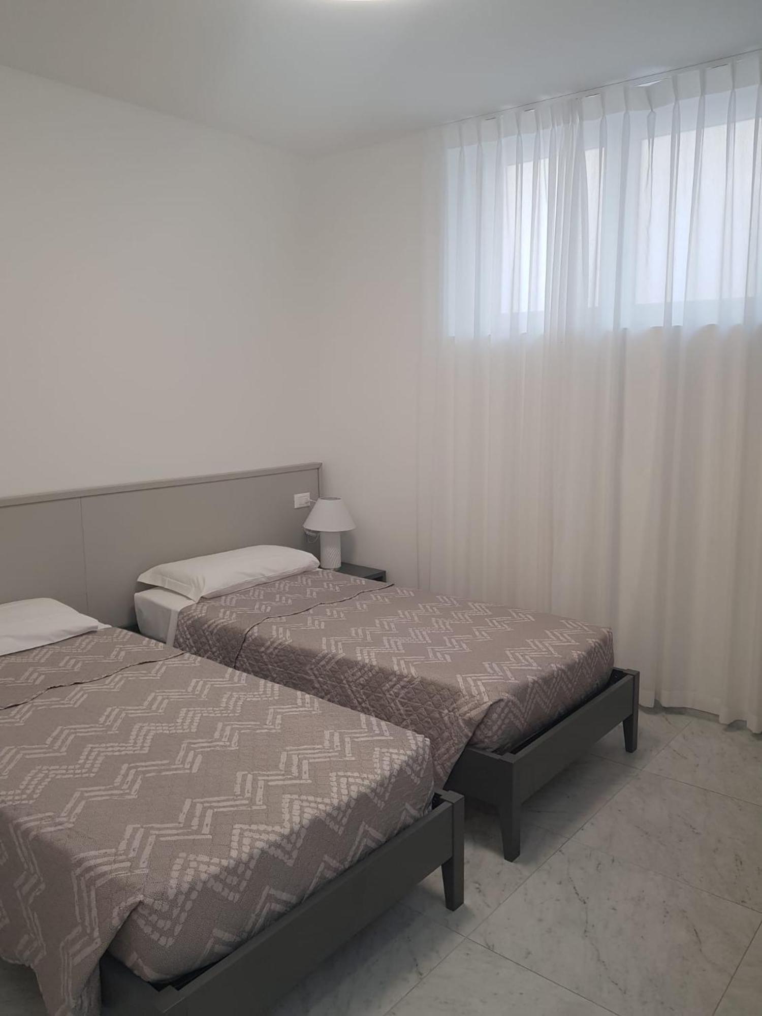 Hotel Lorena Toscolano-Maderno Kültér fotó